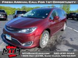 Used 2018 Chrysler Pacifica Touring-L w/ Premium Audio Group image 4