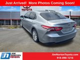 Used 2019 Toyota Camry LE image 3
