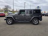 Used 2018 Jeep Wrangler Unlimited Sahara image 4