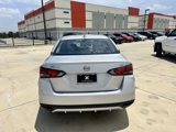 Used 2023 Nissan Versa SV image 3