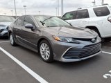 Used 2021 Toyota Camry LE image 2