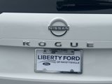Used 2023 Nissan Rogue S image 5