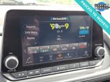 Used 2023 Nissan Rogue SV image 3