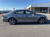 Used 2017 Volkswagen Passat 1.8T R-Line image 2