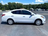 Used 2019 Nissan Versa SV image 5