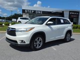 Used 2015 Toyota Highlander XLE image 1