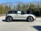New 2025 MINI Cooper 2-Door Hardtop image 5