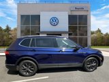 Certified 2022 Volkswagen Tiguan SE w/ Panoramic Sunroof Package image 2