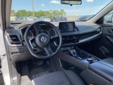 Used 2023 Nissan Rogue SV image 4