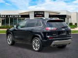 Used 2019 Jeep Cherokee Overland w/ Technology Group image 3