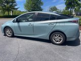 Used 2017 Toyota Prius Three image 3