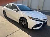 Used 2022 Toyota Camry SE image 4
