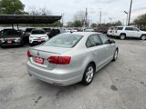 Used 2012 Volkswagen Jetta TDI image 5