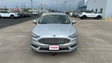 Used 2018 Ford Fusion SE w/ Fusion SE Technology Package image 4