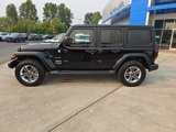 Used 2018 Jeep Wrangler Unlimited Sahara image 2