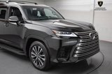 Used 2025 Lexus LX 600 4WD w/ Premium Package image 2