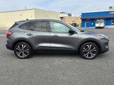 Certified 2022 Ford Escape SE w/ SE Sport Appearance Package image 4