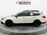 Used 2017 Subaru Outback 2.5i Limited image 2