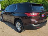 Used 2020 Chevrolet Traverse LT image 3