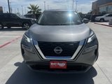 Used 2023 Nissan Rogue SV image 2