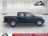 Used 2018 Nissan Frontier SV image 3