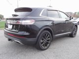 Used 2022 Lincoln Nautilus Reserve w/ Equipment Group 202A image 4