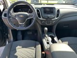 Used 2020 Chevrolet Equinox LT image 2