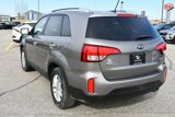 Used 2015 Kia Sorento LX image 4