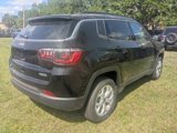 New 2025 Jeep Compass Latitude image 4