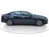 Used 2024 Nissan Altima 2.5 SV image 2