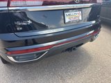 Used 2024 Volkswagen Atlas Cross Sport SE image 3
