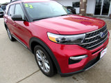 Used 2022 Ford Explorer XLT w/ Equipment Group 202A image 3