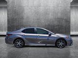 Used 2023 Toyota Camry SE image 4