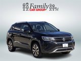 Used 2024 Volkswagen Taos SE image 2