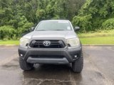 Used 2012 Toyota Tacoma 4x4 Regular Cab image 2