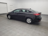 Used 2017 Kia Forte LX image 3