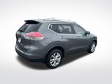 Used 2016 Nissan Rogue SV w/ SV Premium Package image 2