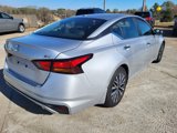 Used 2023 Nissan Altima 2.5 SV w/ SV Premium Package image 3