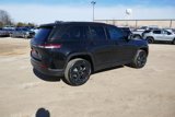 New 2025 Jeep Grand Cherokee Altitude image 4