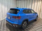 Certified 2022 Volkswagen Taos SE image 4