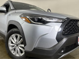 Used 2022 Toyota Corolla Cross LE image 5