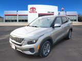 Used 2022 Kia Seltos LX image 2