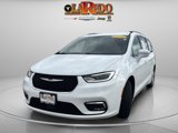 Used 2022 Chrysler Pacifica Touring-L image 3