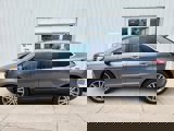 Used 2022 Ford Edge Titanium image 2