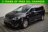Used 2017 Chrysler Pacifica Touring-L image 2