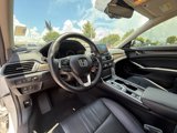 Used 2018 Honda Accord Touring image 2