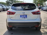 Used 2022 Nissan Rogue Sport S image 4