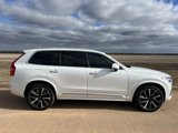 Used 2023 Volvo XC90 B6 Plus image 2
