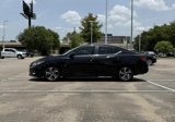 Used 2021 Nissan Sentra SV image 3