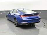Used 2023 Hyundai Elantra SEL w/ Convenience Package image 3